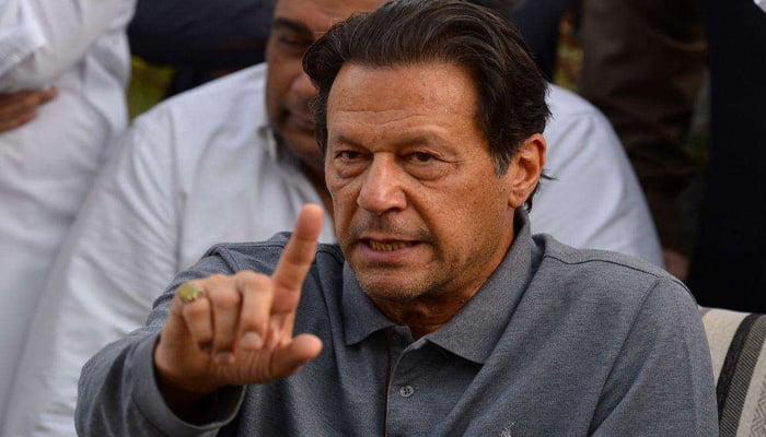 عمران خان کی سیاسی تنہائی میں اضافہ ہوتا جا رہا ہے، تجزیہ کار
