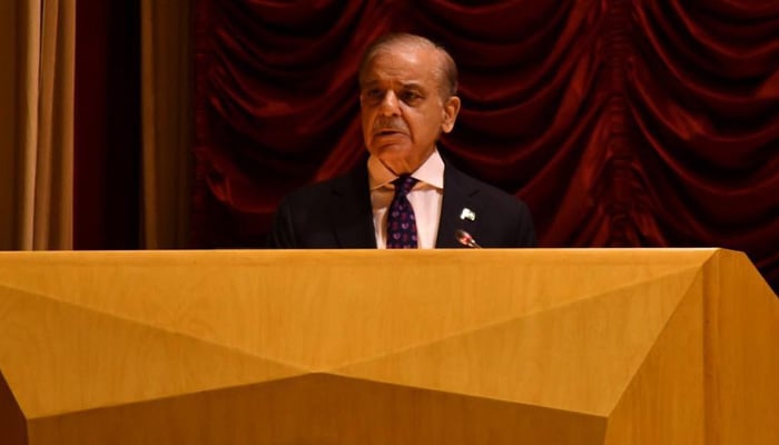 بھارتی جارحیت پر جواب ہی نہیں دیا، بازی بھی پلٹ دی، آئندہ مالی سال کا ترقیاتی بجٹ ایک ہزار ارب، بلوچستان کا حصہ ڈھائی سو ارب روپے ہوگا، وزیراعظم