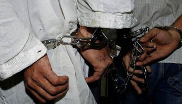 ایران میں انسانی اسمگلرز کیخلاف بڑا آپریشن؛ 10 پاکستانی شہری بازیاب