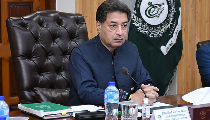 اسلام آباد میں بلدیاتی انتخابات نہ ہوئے تو وزیراعظم کو طلب کرسکتے ہیں، چیف الیکشن کمشنر