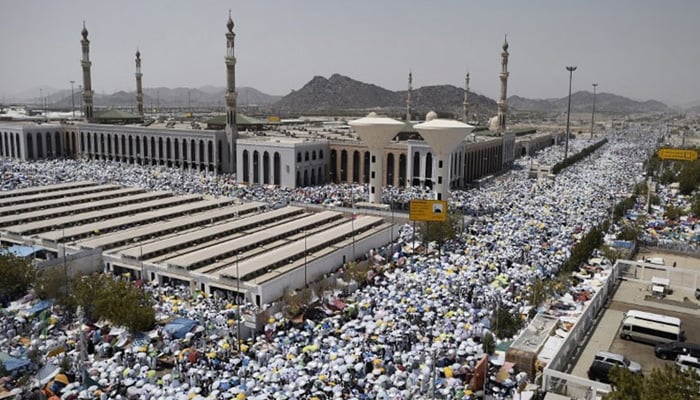 مناسک حج کا آج سے آغاز پاکستانی عازمین منیٰ پہنچ گئے