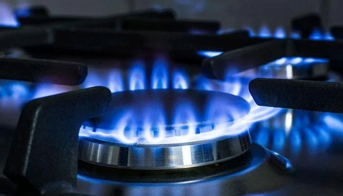 کراچی میں عید کے تینوں دن اور رات میں گیس بند نہیں ہوگی