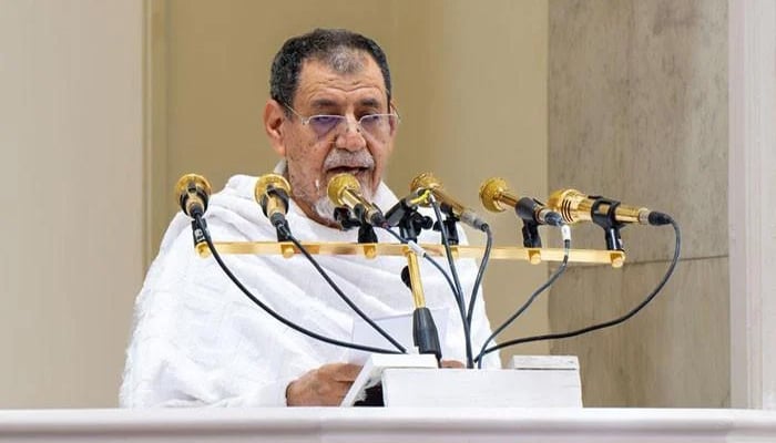 اے اللّٰہ! فلسطینی بھائیوں کو دشمن پر غلبہ، مسلم حکمرانوں کو بھلائی کی توفیق عطا فرما، خطبہ حج