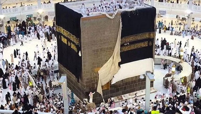 غلاف کعبہ یکم محرم 1447ھ کو تبدیل کیا جائیگا