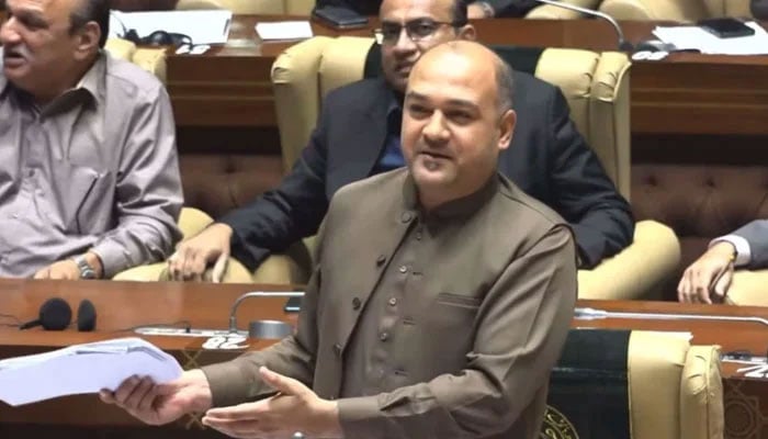 لائنوں میں ٹوٹ پھوٹ واٹر کارپوریشن اور سندھ حکومت کی ملی بھگت، علی خورشیدی