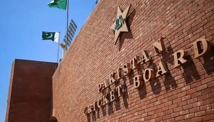 پی سی بی سلیکشن کمیٹی سے ڈیٹا انالسٹ تبدیل، باقی ارکان برقرار
