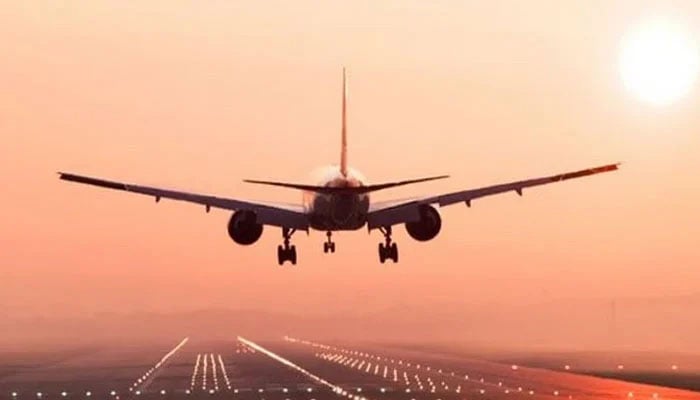 سعودی ایئرلائن پرواز میں بم کی دھمکی پر انڈونیشیا میں ہنگامی لینڈنگ