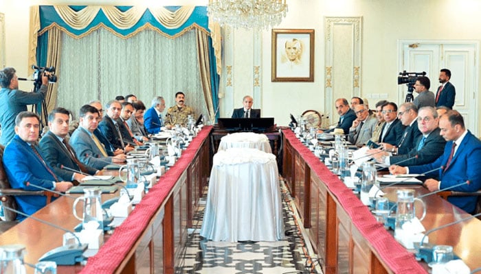 وزیراعظم کا ریکوڈک کو 2028 تک ریلوے نیٹ ورک سے جوڑنے کا حکم