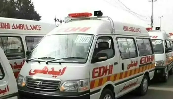 باراتیوں کی بس کو حادثہ دولہا ہلاک‘ 5 باراتی شدید زخمی