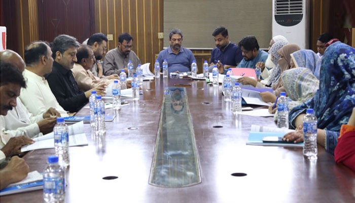 گلشن اقبال ٹاؤن کا ایک ارب 62 کروڑ 45 لاکھ روپے کا بجٹ متفقہ منظور