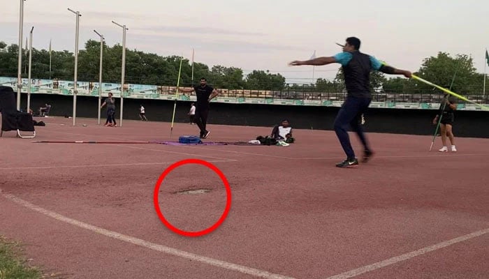 پنجاب اسٹیڈیم کا ٹارٹن ٹریک خستہ حالی کا شکار