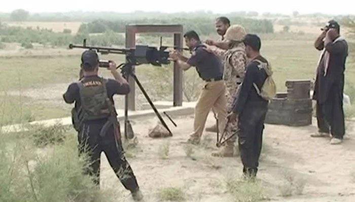 کچے کے علاقے تیغانی سے تین مغویوں کو بازیاب کرالیا، رینجرز، پولیس