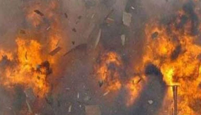 بلدیہ، گھر میں مبینہ گیس لیکیج سے دھماکہ، خاتون اور بچوں سمیت 7 افراد جھلس گئے
