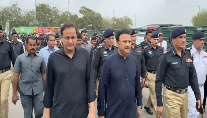 وزیر داخلہ اور میئر کراچی نے نویں محرم کے جلوسوں کی سیکورٹی کا جائزہ لیا