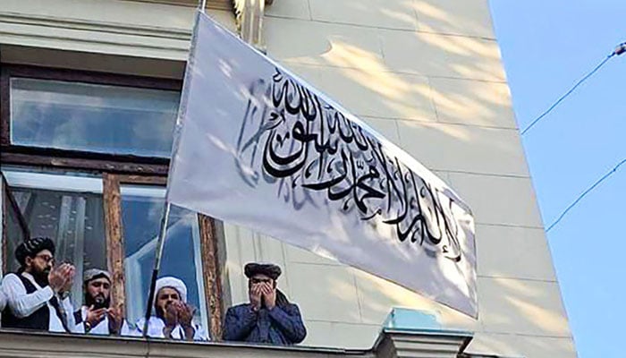 ماسکو میں طالبان حکومت کا پرچم لہرا دیا گیا