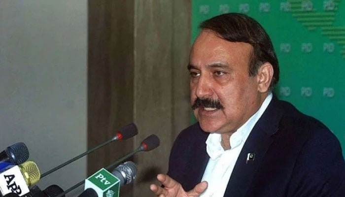 زرداری اور وزیراعظم شہباز کو ہٹانے کی بات بڑی افواہ، طارق فضل