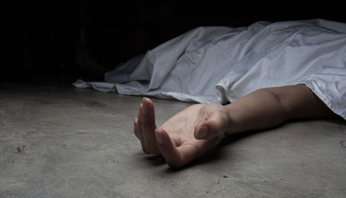 فیروز آباد میں فلیٹ سے ایک شخص کی گولی لگی لاش ملی