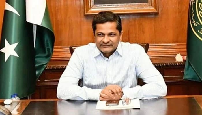 کراچی کے برساتی نالوں میں چار سو سے زائد چوکنگ پوائنٹس، کمشنر کو بریفننگ