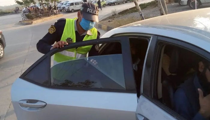 منشیات اور جعلی سرکاری نمبر پلیٹ استعمال کیخلاف کریک ڈاؤن کا حکم