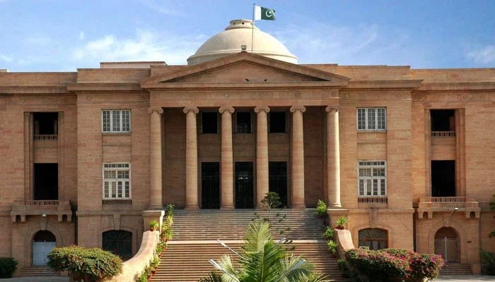 سندھ ہائیکورٹ، نمبر پلیٹس کی تبدیلی کیخلاف درخواست کی فوری سماعت کی استدعا مسترد