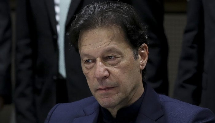 ہم جیلوں میں بیٹھے ہیں آپ اختلافات پیدا کررہے ہیں، عمران، پارٹی رہنماؤں کو سخت پیغام