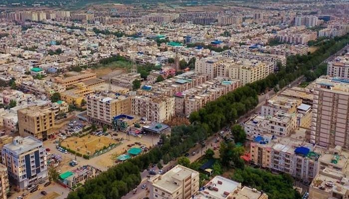 فیصل کنٹونمنٹ بورڈ کا گلستان جوہر کی 43 رہائشی عمارتیں خطرناک قرار دینے کا اشتہار