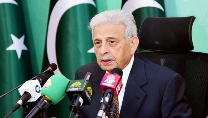 چینی بحران، وفاقی وزیر کا شوگر ملوں کے اسٹاک کی ’’سخت نگرانی‘‘ کا حکم