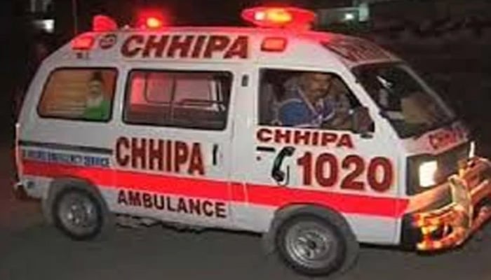 بلدیہ ٹاؤن، ٹریکٹر، ڈمپر اور شہزور ٹرک میں تصادم، لڑکا جاں بحق، ڈرائیور فرار