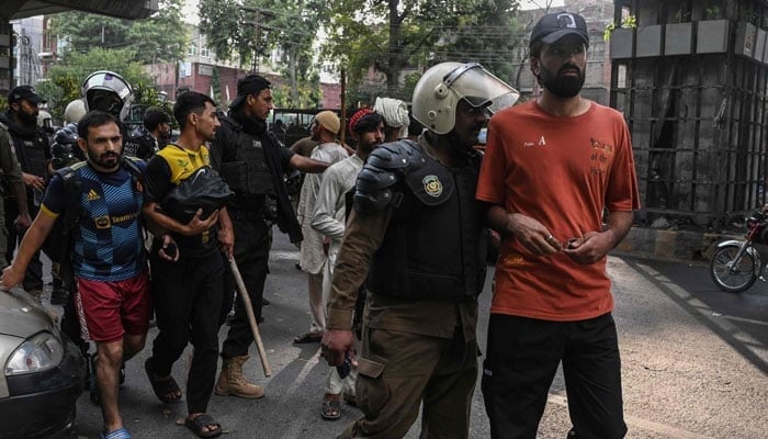 اڈیالہ، احتجاج کا پلان، PTI نے ارکان پارلیمنٹ کو اسلام آباد بلالیا، لاہور سے 300 کارکن گرفتار