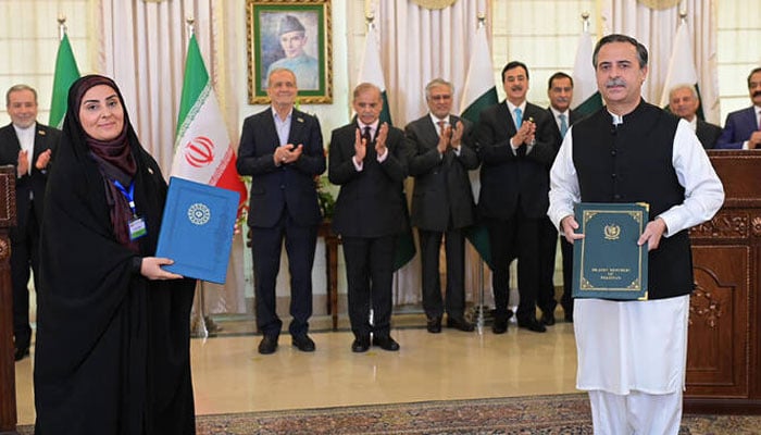 تاریخ رقم، ایران اور خلیجی ممالک کیلئے فیری سروس لائسنس کی منظوری
