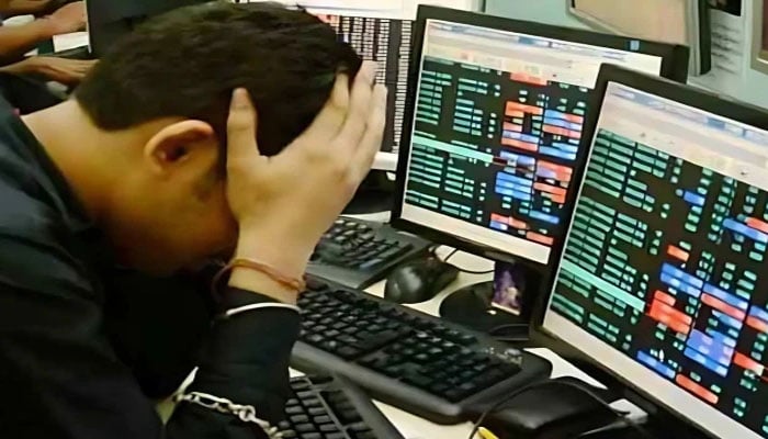 ٹرمپ کی جانب سے ٹیرف کی دھمکیوں کے بعد بھارتی اسٹاک مارکیٹس زمیں بوس