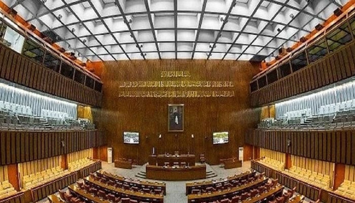 پیکا ایکٹ کے تحت صحافیوں کیخلاف کتنے مقدمات درج کیے گئے، تفصیلات طلب