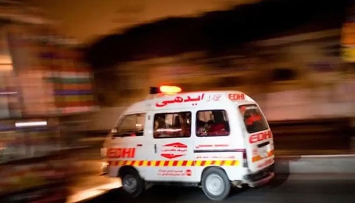ٹریفک حادثات میں 2 افراد جاں بحق