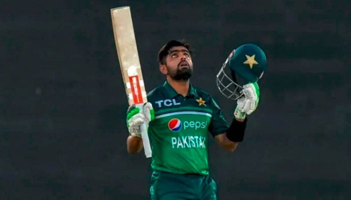 بابر اعظم کو سعید انور، کوہلی کا ریکارڈ توڑنے کیلئے ایک سنچری درکار