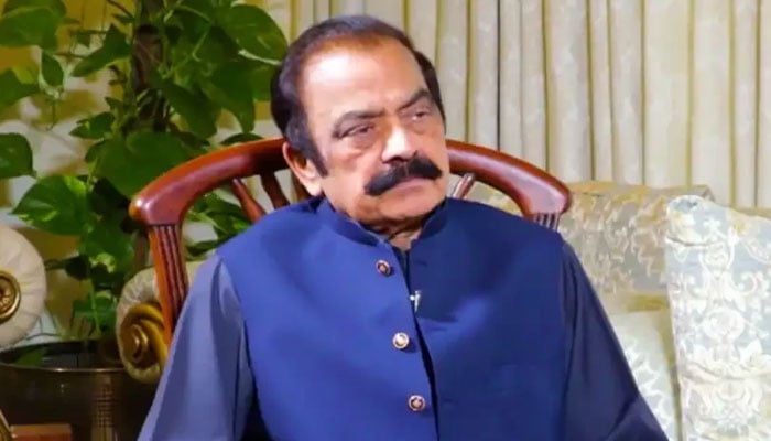قومی مفاد کا تقاضا ہوا تو 27 ویں ترمیم بھی لائی جاسکتی ہے، رانا ثناء اللّٰہ