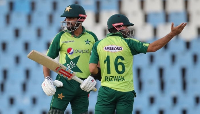 بابر اور رضوان کے اسٹرائیک ریٹ پر سوالات اٹھتے رہے ہیں