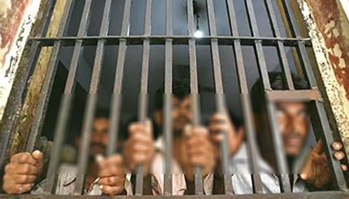 دہشتگردی کے واقعات میں ملوث لیاری گینگ وار گروپ کے 2 اہم کارندے گرفتار