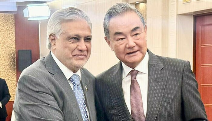 چینی وزیر خارجہ وانگ ژی پاکستان کے تین روزہ دورے پر اسلام آباد پہنچ گئے