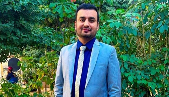 صحافی خاور حسین نے خودکشی کیوں کی؟ موت سے قبل اہلیہ کوچند سیکنڈ کی مختصر کال