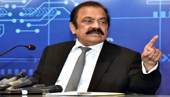 حکومت 27 ویں ترمیم اور نئے صوبوں کے حوالے سے ’مکمل غیر سنجیدہ‘ ہے، رانا ثنا اللّٰہ