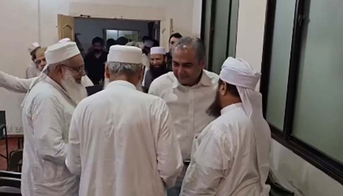 وزیر داخلہ کا تبلیغی مرکز رائے ونڈ کا دورہ جماعت کے عمائدین سے ملاقات