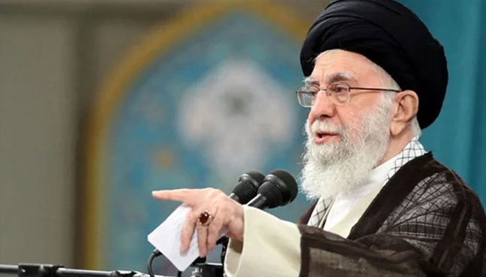 امریکی تابعداری ناقابل قبول، دباؤ مسترد کرتے ہیں، آیت اللّٰہ خامنہ ای