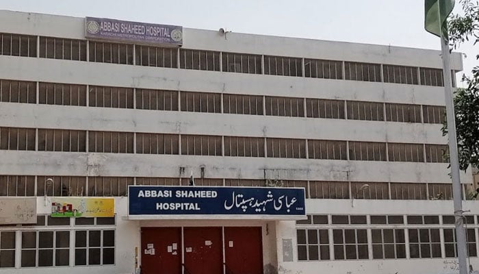 عباسی شہید اسپتال، تنخواہوں کی عدم ادائیگی پر احتجاج چوتھے روز بھی جاری