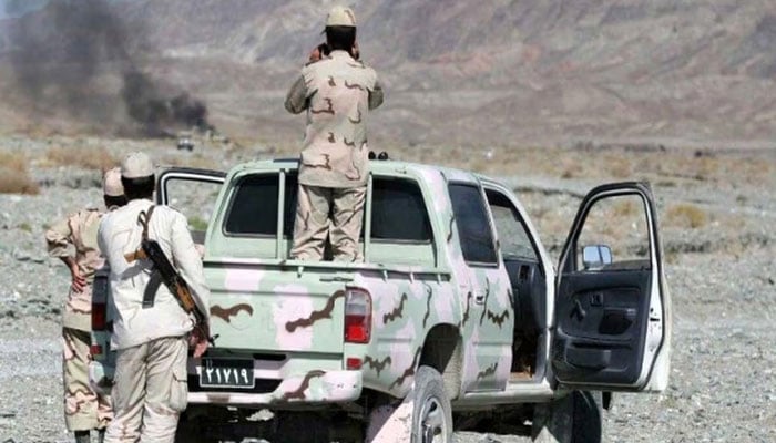 ایران، جھڑپوں میں 13جنگجو، پاسدارانِ انقلاب کا ایک اہلکار مارا گیا