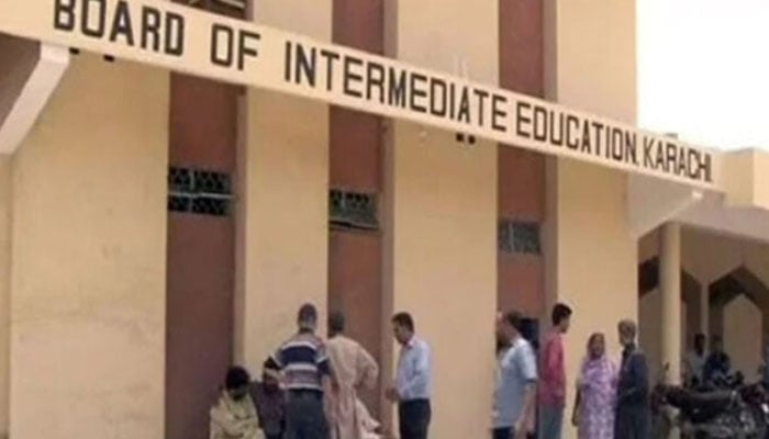 انٹر بورڈ میں نتائج تبدیلی کی مبینہ تحقیقات، طلبہ کو آدھی رات تفتیش کیلئے طلب کرنا تشویشناک ہے، اے پی ایم ایس او