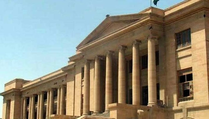 آثار قدیمہ کی عمارت سیل، دکاندار کو اپنا سامان نکالنے کی اجازت دیدی گئی