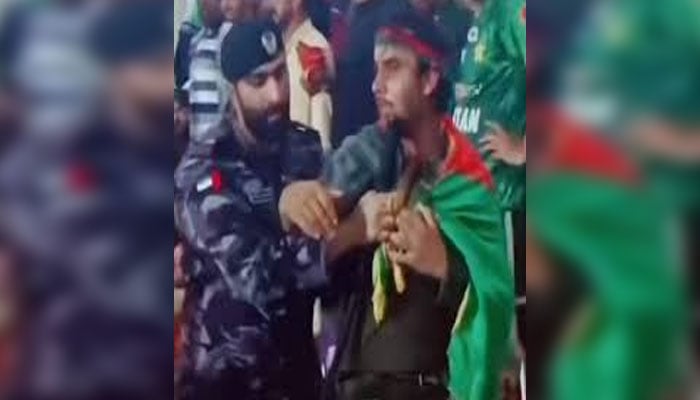 پاک افغانستان میچ میں تماشائیوں کی جانب سے پھر بدمزگی