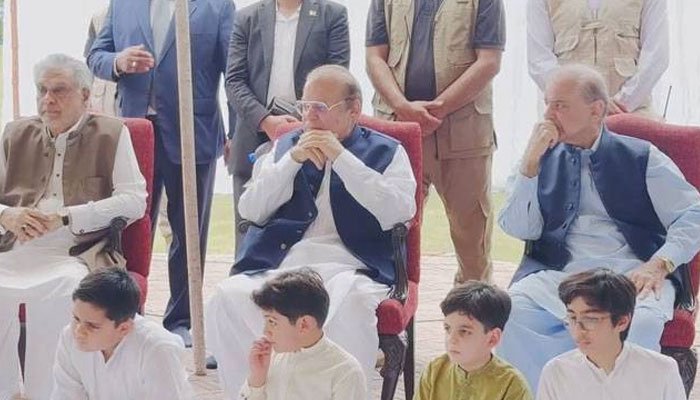 جاتی امراء میں محفل میلاد، نواز، شہباز، ڈار، حسن، سلمان شہباز کی شرکت