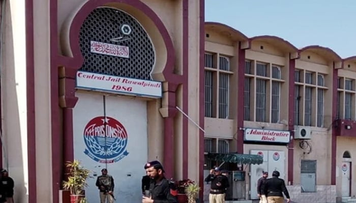 پی ٹی آئی ارکان اسمبلی آج اڈیالہ جیل کے سامنے اجلاس منعقد کرینگے