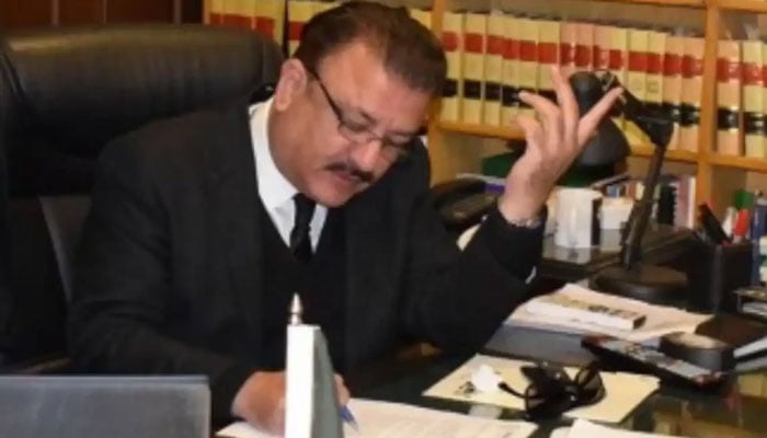 جسٹس طارق محمود جہانگیری کیخلاف مبینہ جعلی ڈگری کیس، اسلام آباد بار ایسوسی ایشن کا جنرل باڈی اجلاس طلب